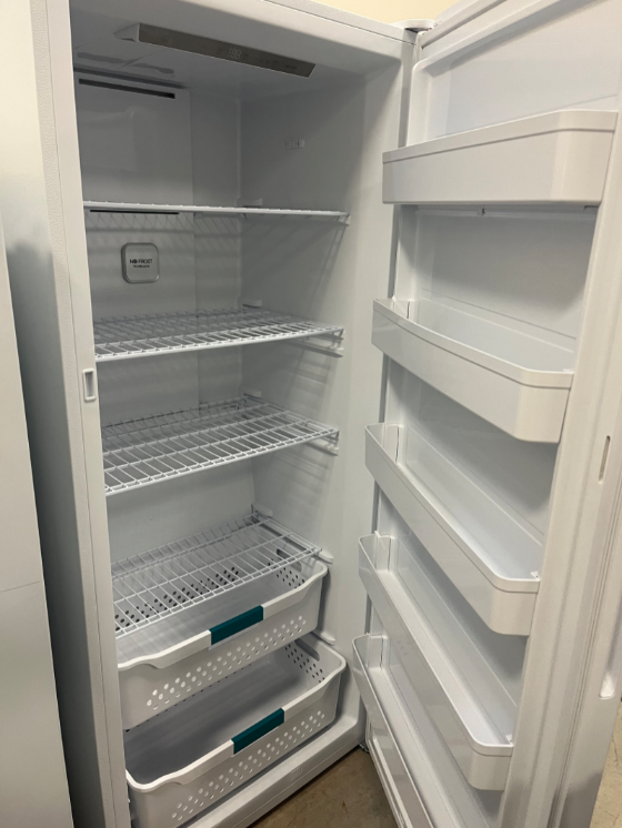 Hisense CFU21N6AWE - FREEZER at Doraville Store
