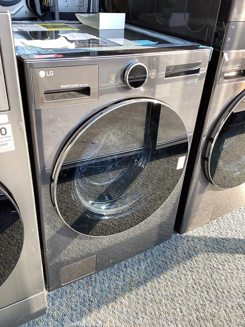 LG WM6998HBA - Washer/Dryer Combo at Doraville Store