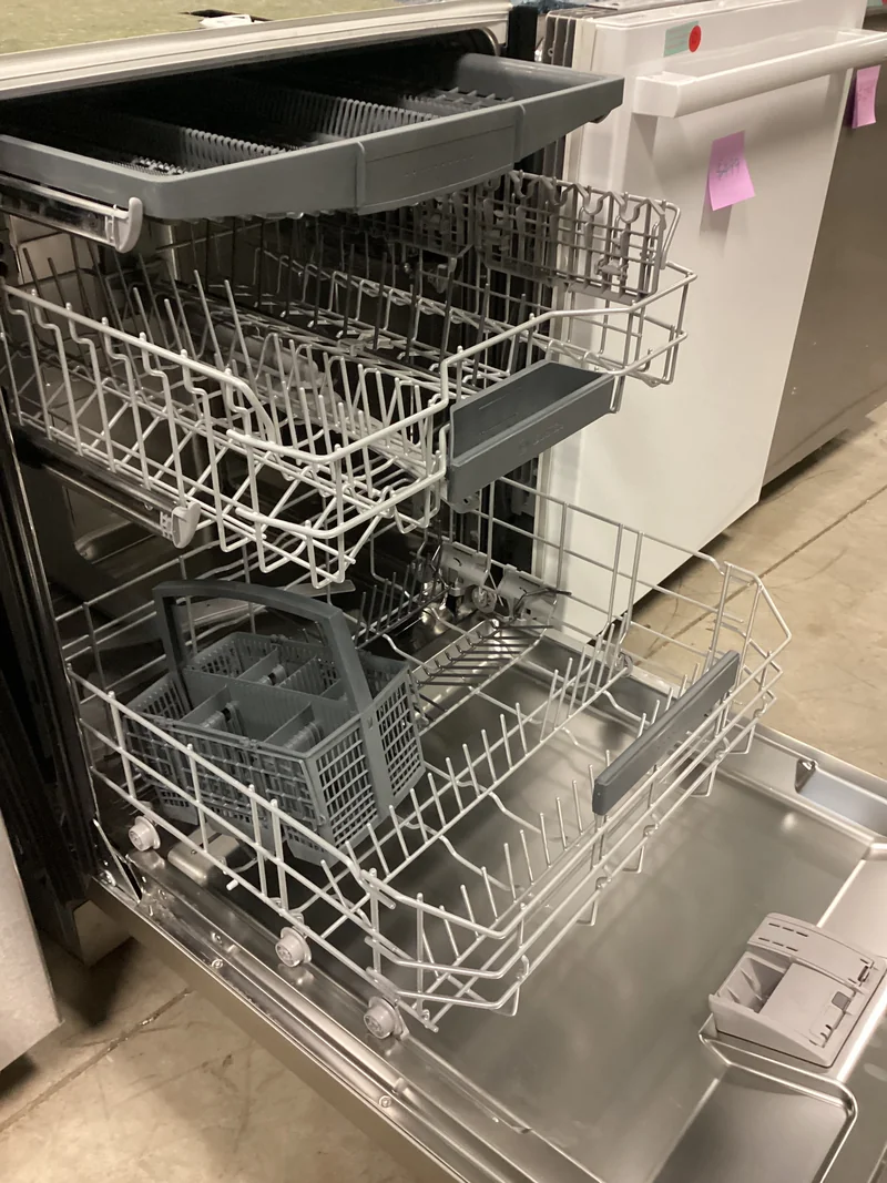 Bosch SHE53B75UC - Dishwasher at Doraville Store